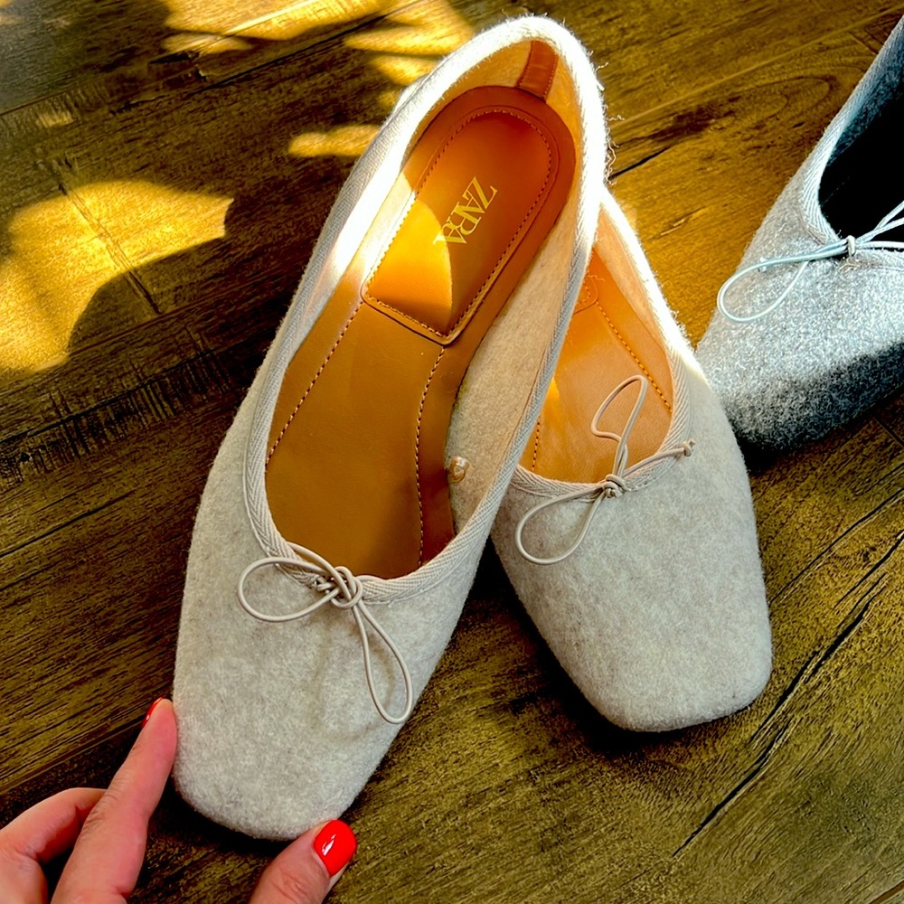 ZARA Cream Felt Ballet flats🩰